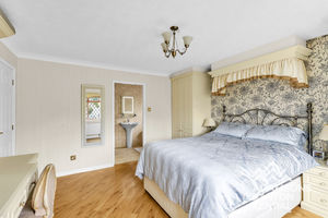 Photo 17- click for photo gallery